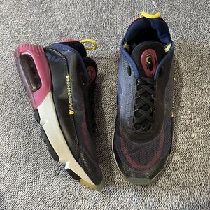 Nike Air Max 2090 CK2612-400 Size 7 Women’s Navy Purple